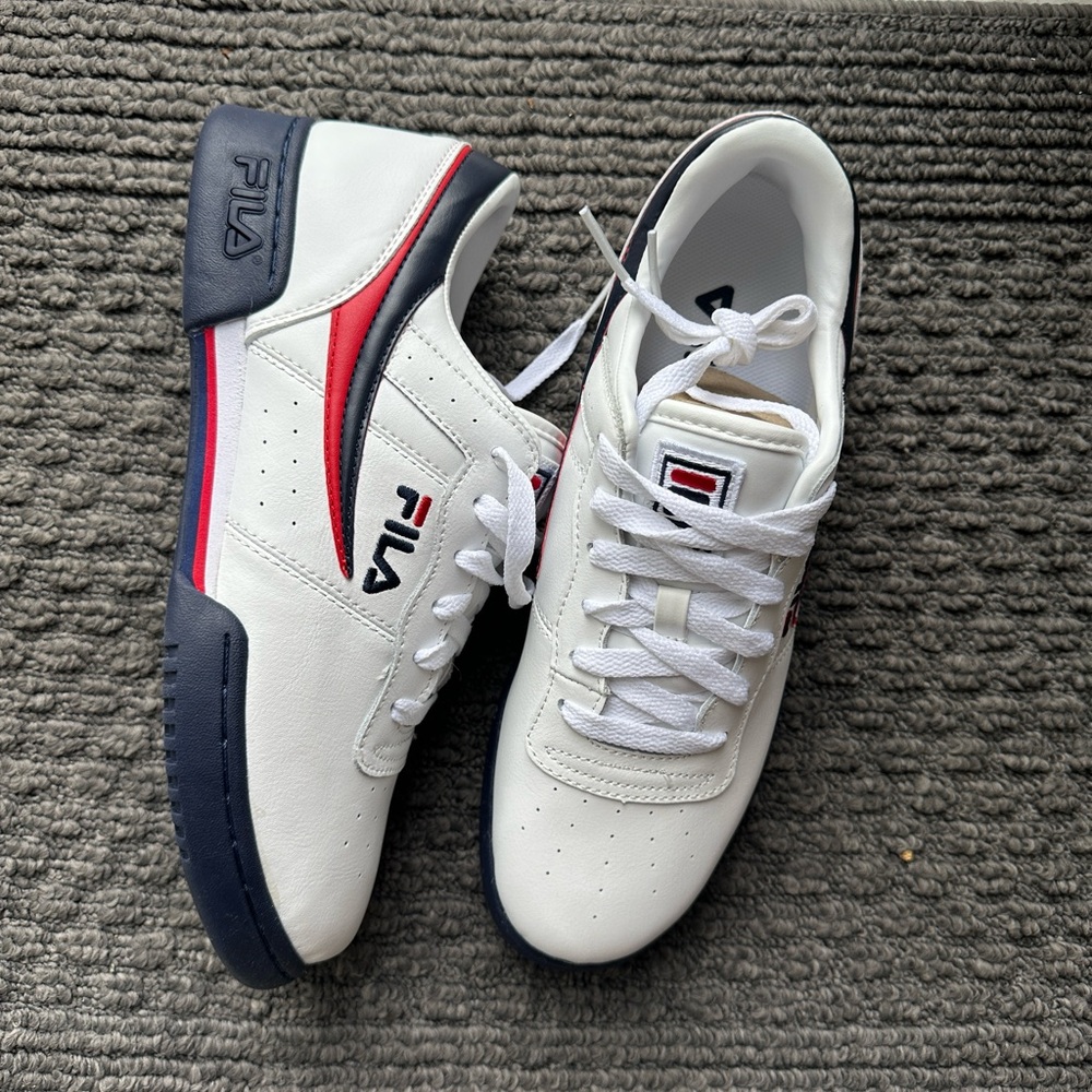 NEW FILA Men’s Tennis Shoes